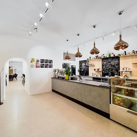 فندق مبيت وإفطار Beenie 1 *