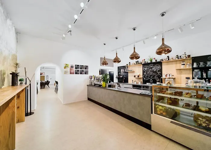 فندق مبيت وإفطار Beenie 1 *